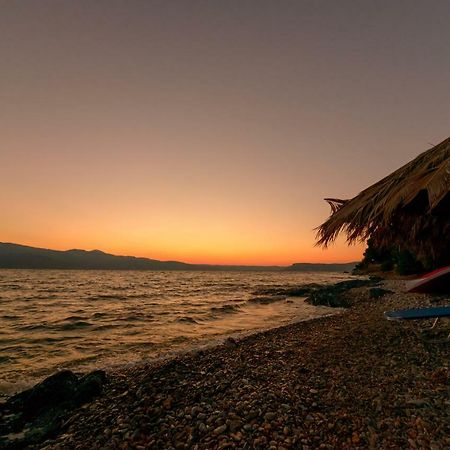 Beach Front Villa Melani Mytilene ภายนอก รูปภาพ